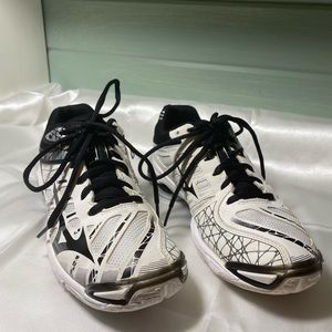 Mizuno Volleyball Shoes Wave Voltage